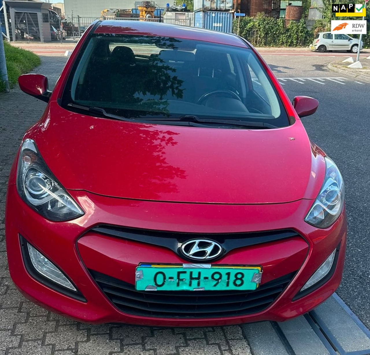 Hyundai i30 - 1.6 GDI i-Motion | Nap | Facelift | Airco - AutoWereld.nl