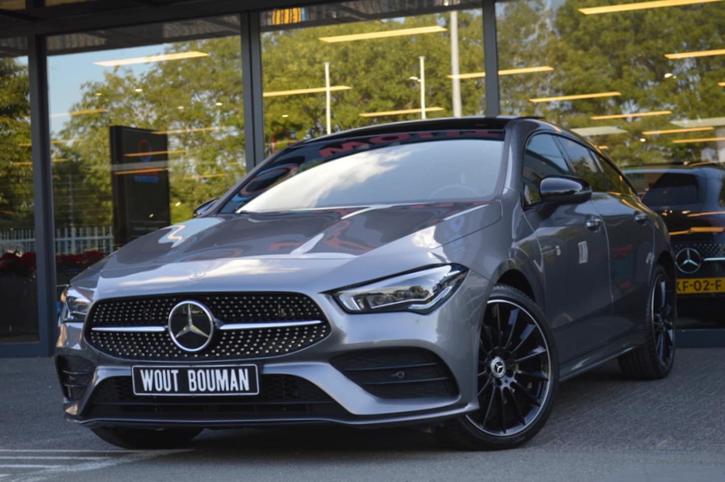 Mercedes-Benz CLA-klasse Shooting Brake - 250 e AMG Multibeam Panorama Memory Burmester Camera Head-Up Pdc - AutoWereld.nl