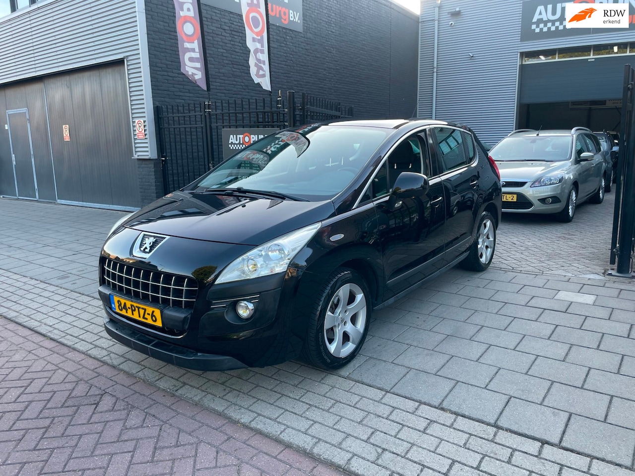Peugeot 3008 - 1.6 VTi ST 2e Eigenaar! Trekhaak Pano Airco PDC NAP APK - AutoWereld.nl