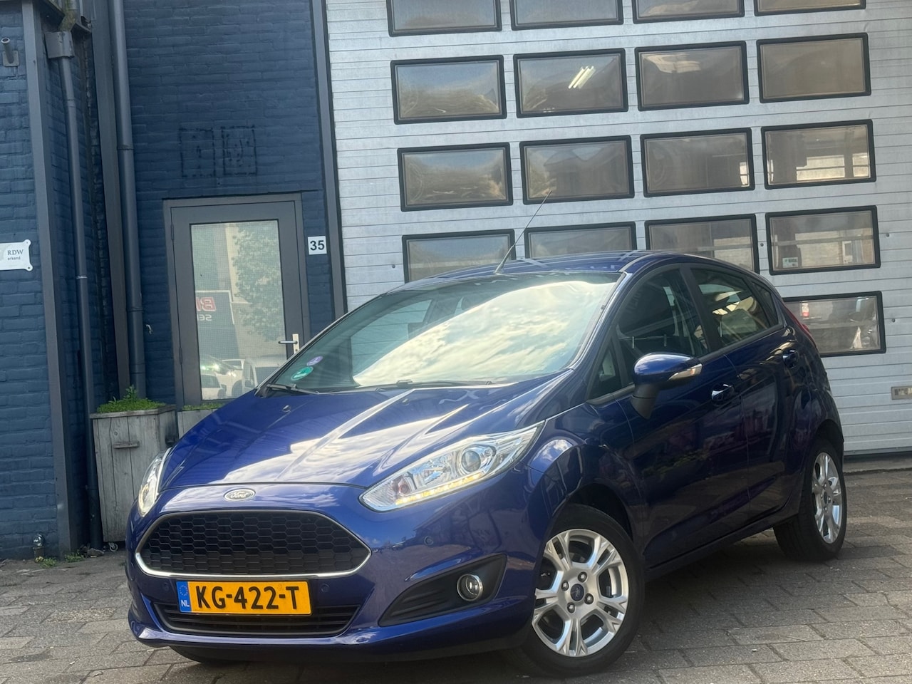 Ford Fiesta - 1.0 Style Ultimate | Airco | Cruise | NAVI | PDC V+A | LMV - AutoWereld.nl