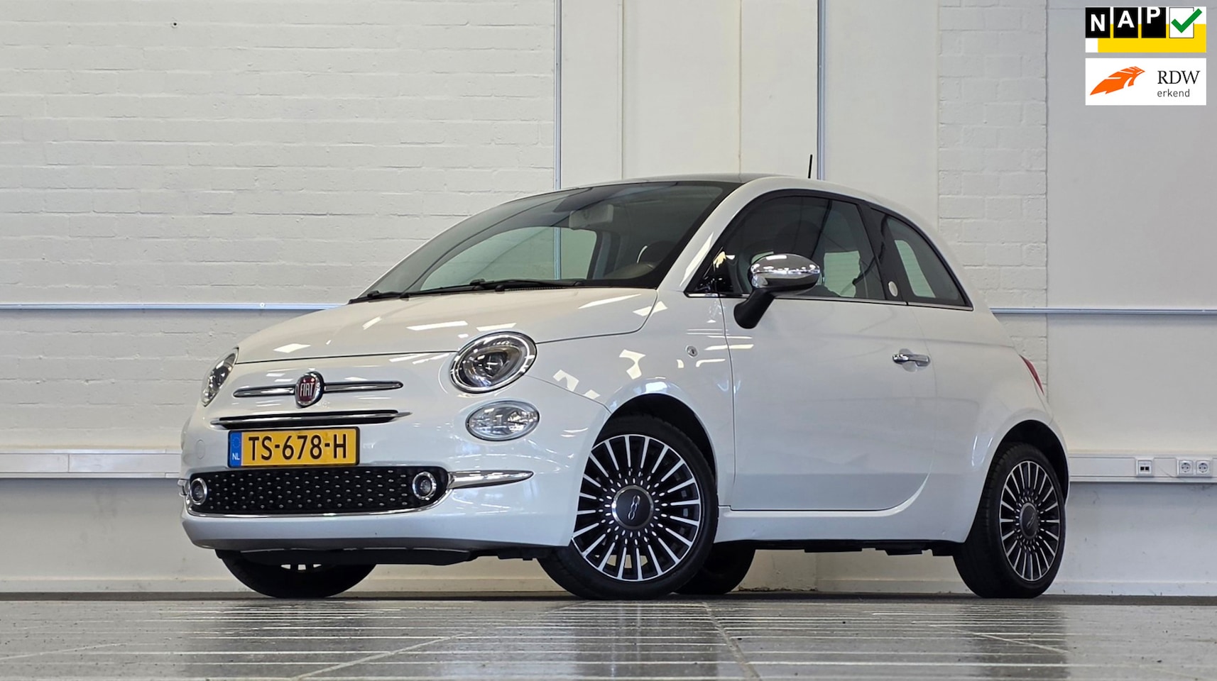 Fiat 500 - 0.9 TwinAir Turbo Collezione Trekhaak Panoramadak Navi Mooi! - AutoWereld.nl