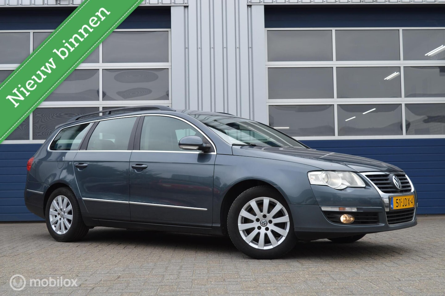 Volkswagen Passat Variant - 1.8 TFSI Trendline 1.8 TFSI Trendline - AutoWereld.nl