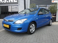 Hyundai i30 - 1.4i Dynamic Luxe