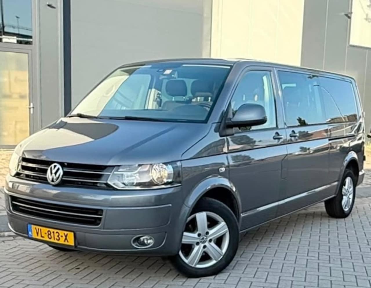 Volkswagen Transporter - 2.0 TDI L2H1 DC Comfortline 2.0 TDI L2H1 DC Comfortline - AutoWereld.nl