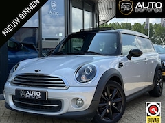 MINI Clubman - 1.6 Cooper 122PK | PANO | Stoelverwarming | Bi-Xenon | Parkeersensoren | Lichtmetalen Velg