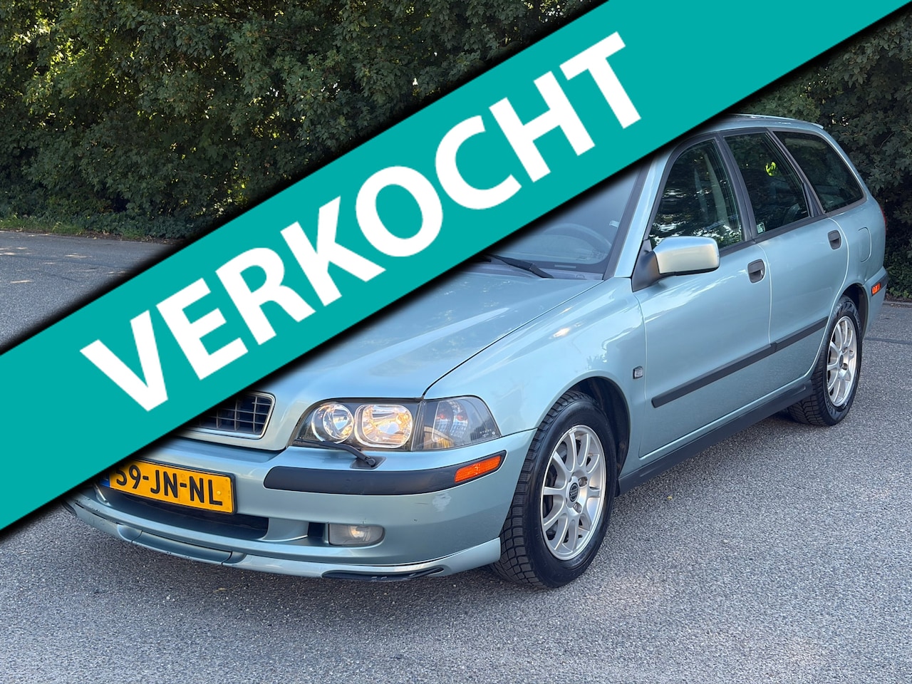 Volvo V40 - 1.8 Airco! Automaat! 158DKM! NAP! APK 10-26! - AutoWereld.nl