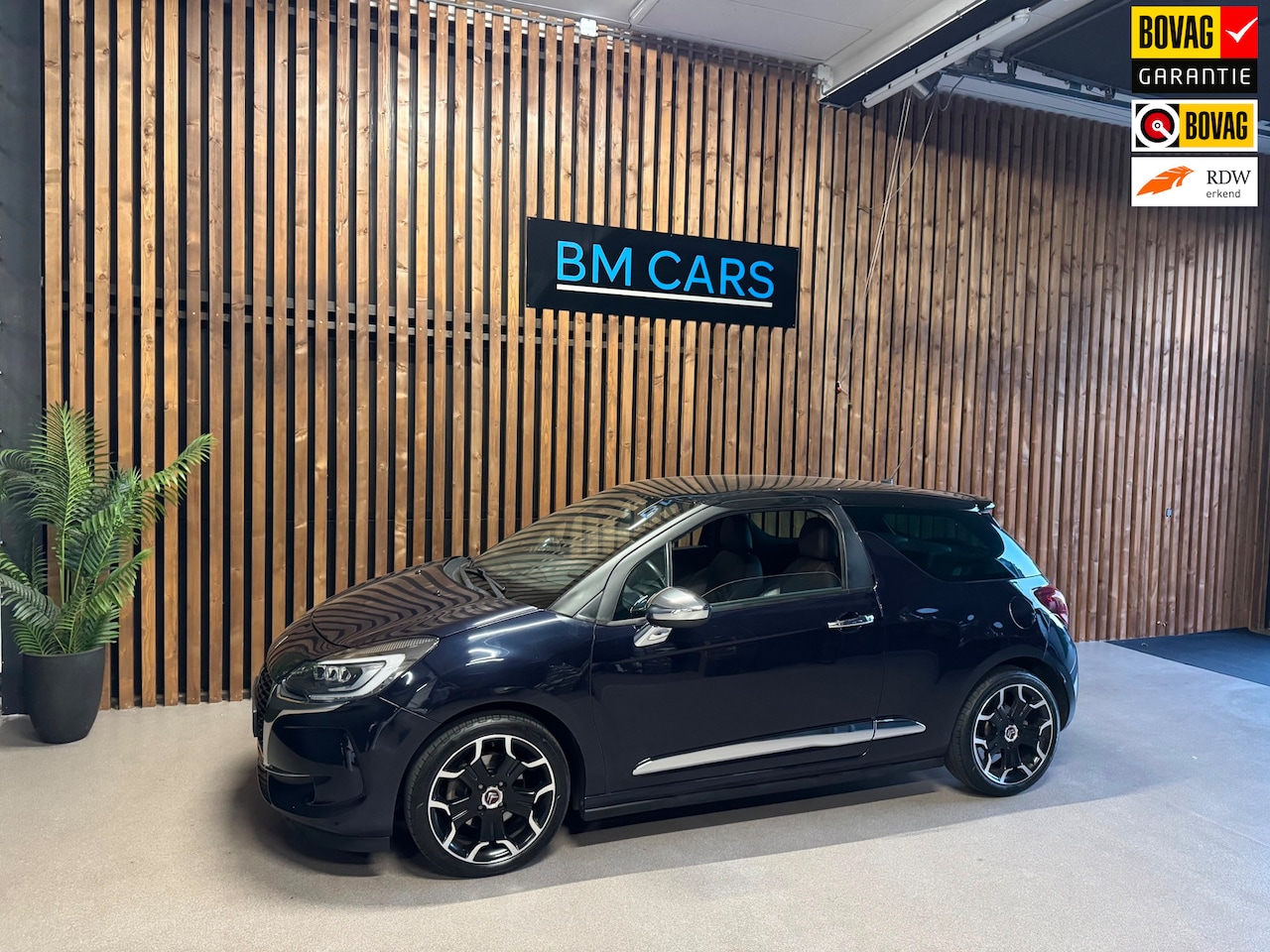 DS 3 - 1.6 THP Sport Chic Xenon, Leer, Navi - AutoWereld.nl