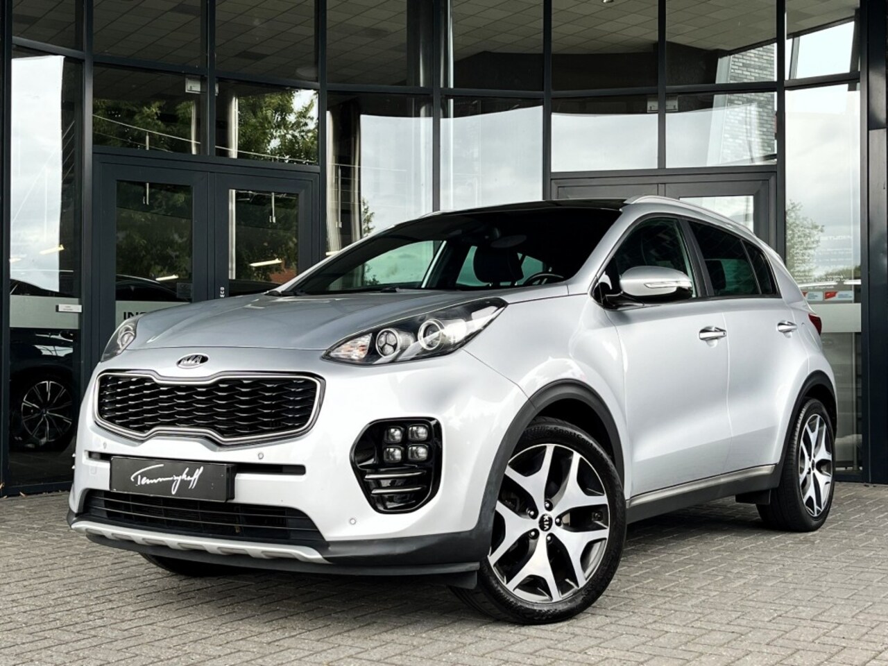 Kia Sportage - 1.6 T-GDI 4WD GT-LINE LEDER - PANO - TREKH. ORG. NL - AutoWereld.nl
