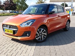 Suzuki Swift - 1.2 STYLE SMART HYBR. KEYLESS CARPLAY ECC CAMERA NAVI ADD. CRUISE