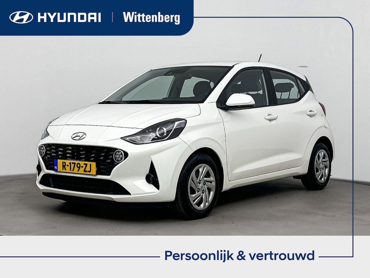 Hyundai i10 - 1.0 Premium | Unieke km-stand! | Navigatie | Camera | Climate control | Parkeersensoren | - AutoWereld.nl