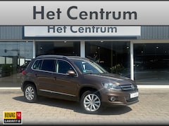 Volkswagen Tiguan - 1.4 TSI Sport&Style Trekhaak - nwe ketting - Cruise Control - PDC - Airco