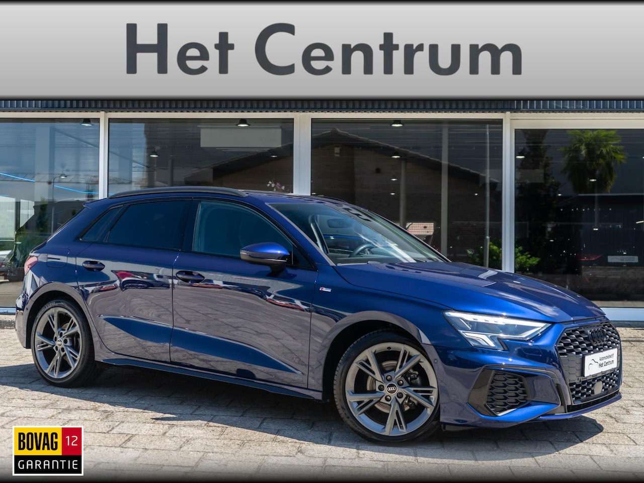 Audi A3 Sportback - 35 TFSI S edition S-line - Carplay - El. achterklep - 18" -  Stoelverwarming - Keyless - A - AutoWereld.nl