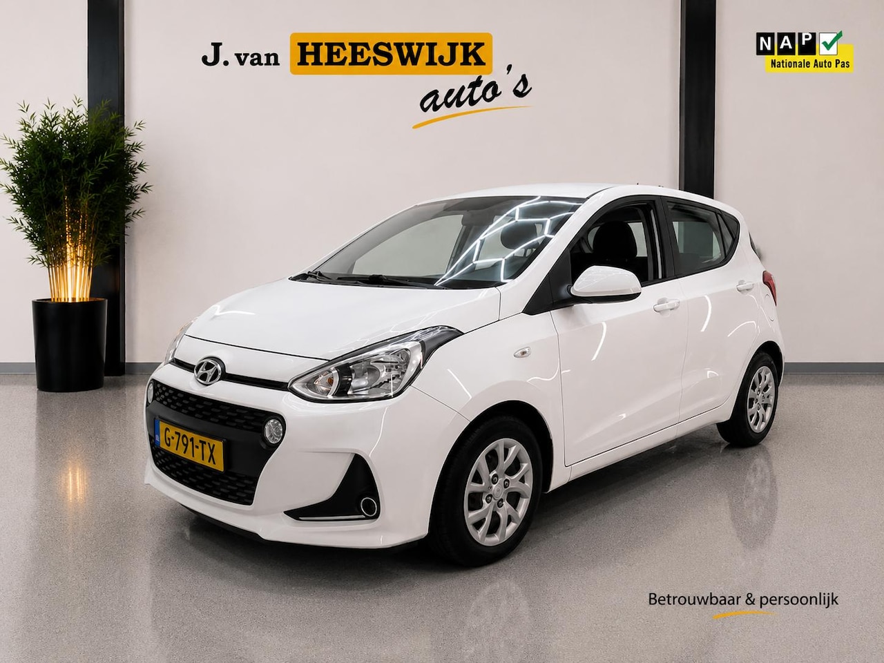 Hyundai i10 - 1.0i Comfort Airconditioning | Audiosysteem | Centrale vergrendeling | Cruise control, - AutoWereld.nl
