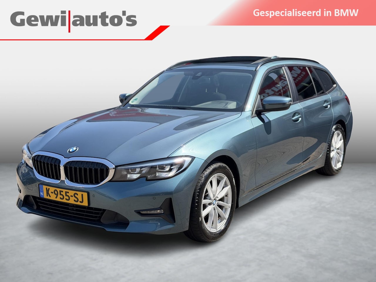 BMW 3-serie Touring - 318i Panodak|AfnTrekhaak|HiFi|Camera BMW 3-serie Touring 318i High Executive - AutoWereld.nl
