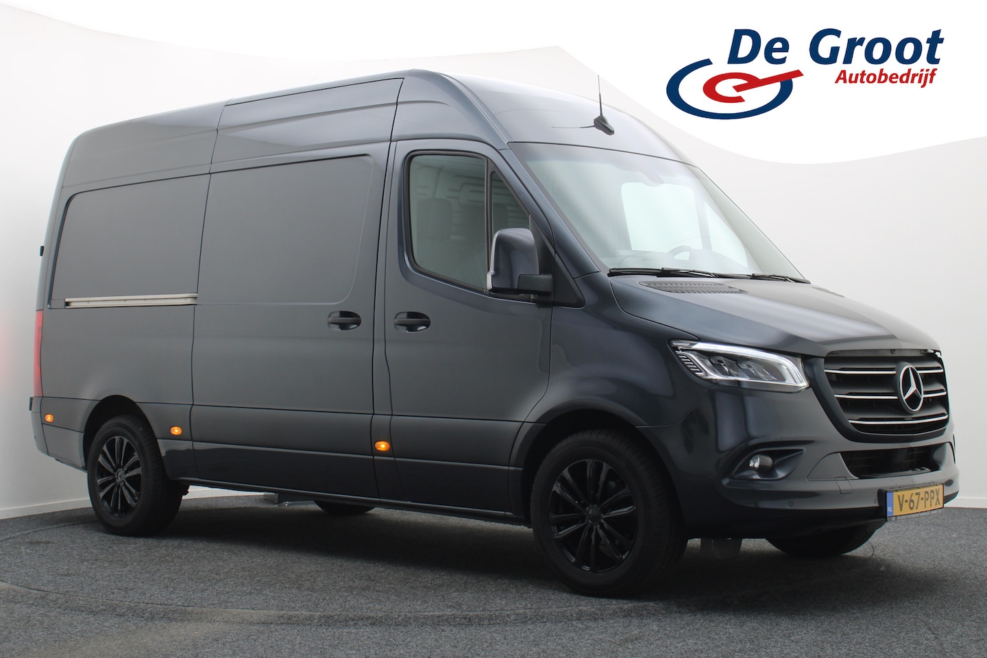 Mercedes-Benz Sprinter - 319 CDI L2H2 Select 3-Zits, LED, Camera, Apple Carplay, Standkachel, PDC - AutoWereld.nl
