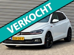 Volkswagen Polo - 2.0 TSI GTI DSG | Panorama | Dealer Onderhouden | Keyless | Beats | Alcantara | DCC