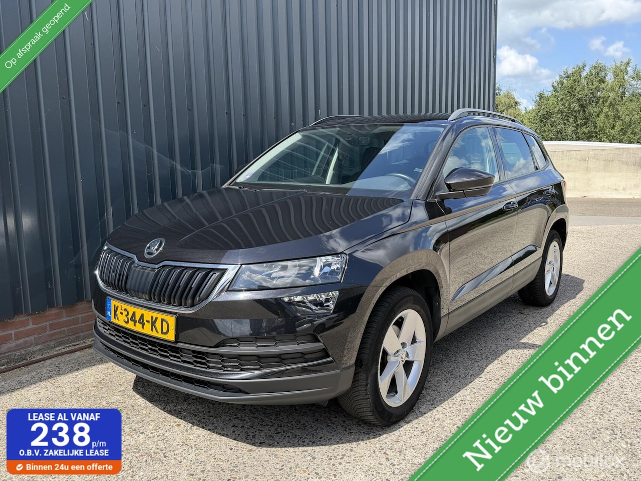 Skoda Karoq - 1.5 TSI ACT Business Edition NAP/CARPLAY/AUTOMAAT - AutoWereld.nl
