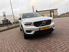 Volvo XC40 - 1.5 T5 Twin Engine R-Design Plug-in Hybrid 262 PK Trekhaak