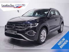 Volkswagen T-Roc - 2.0 TDI Style 4Motion Navi Apple Carplay Achteruitrijcamera Stoelverwarming ACC PDC Parkee