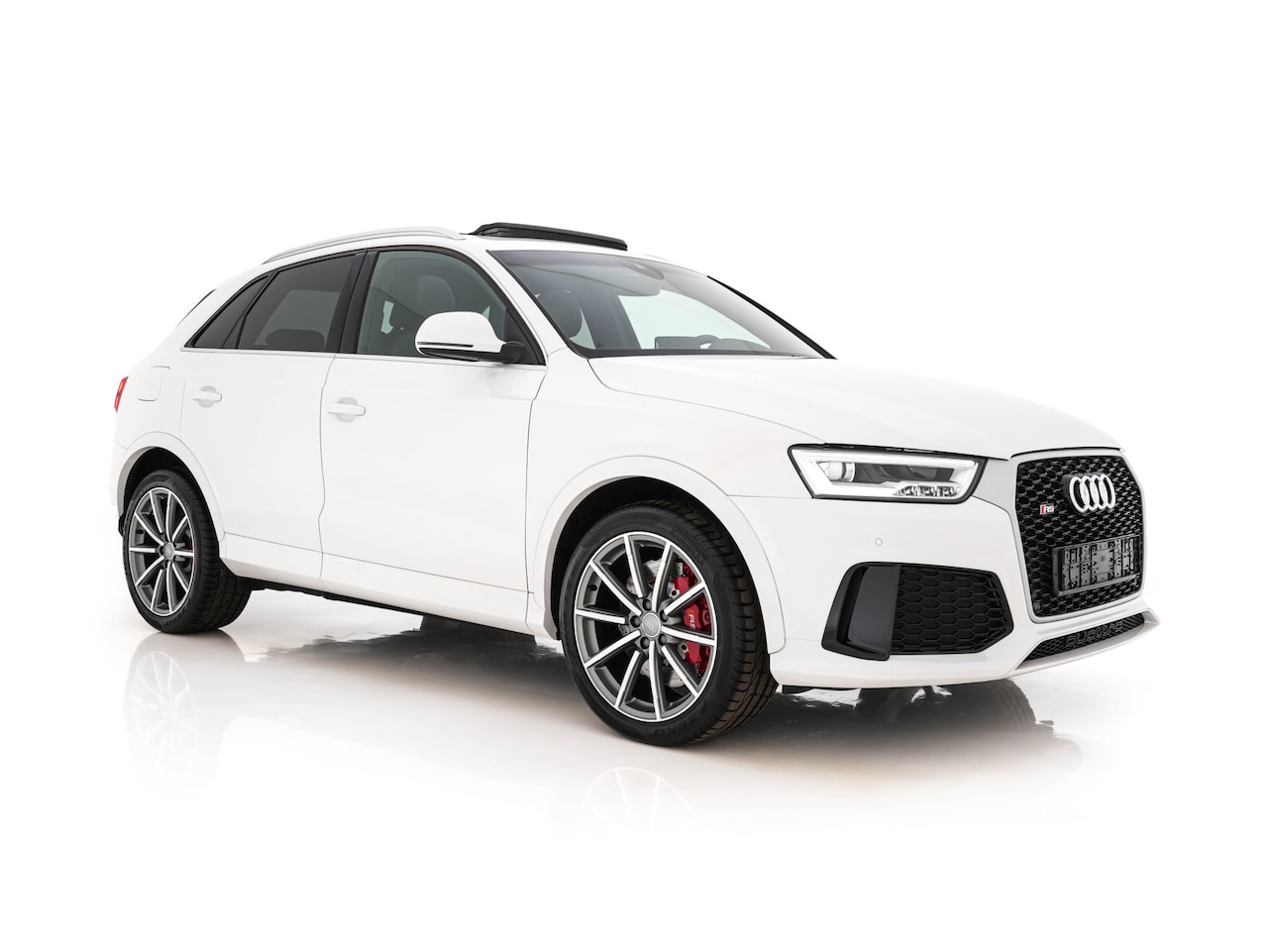 Audi Q3 - 2.5 TFSI RS Q3 Quattro Aut. *PANO | LEDER-ALCANTARA | FULL-LED | BOSE-AUDIO | NAVI-FULLMAP - AutoWereld.nl