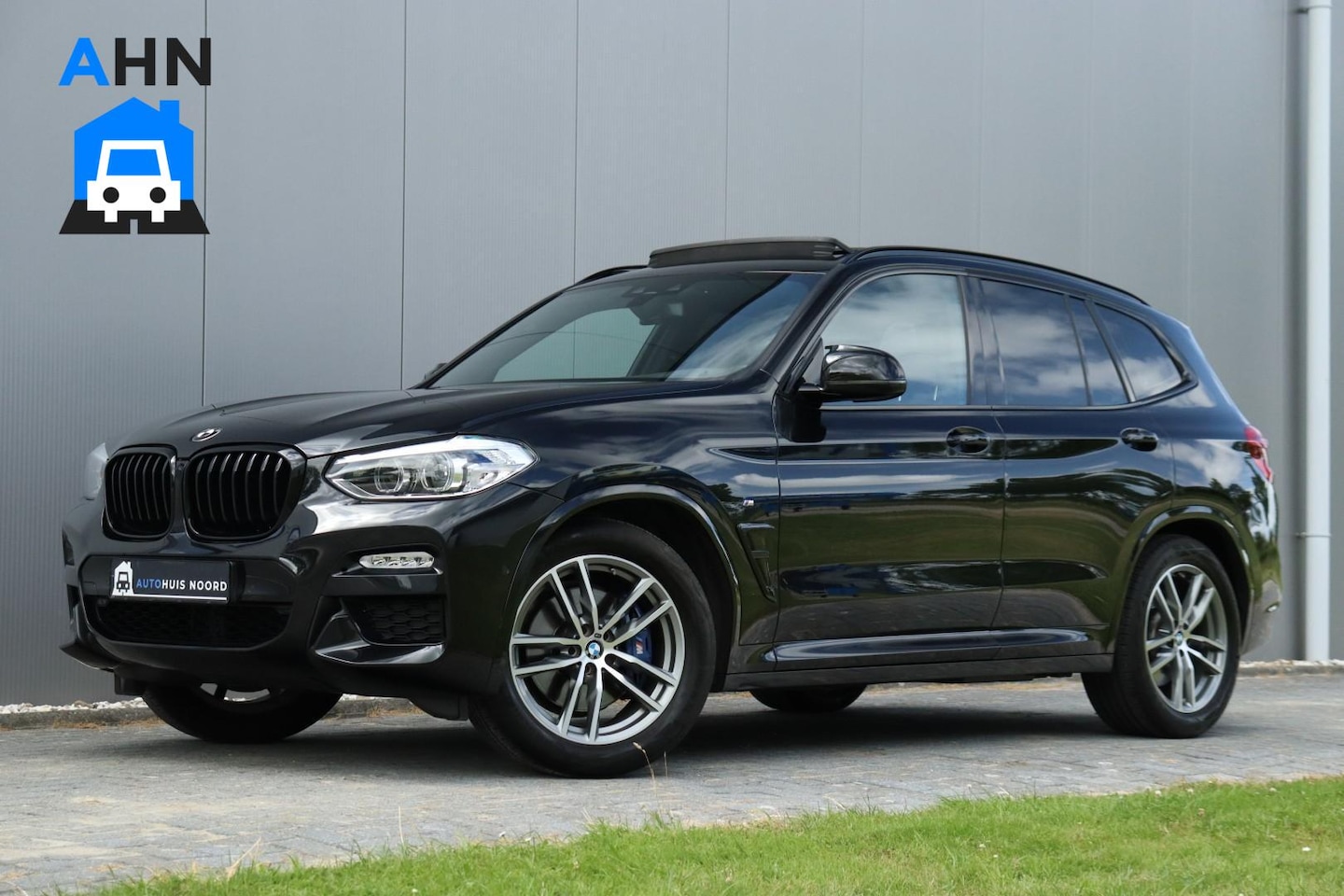 BMW X3 - xDrive30i M-Sport / Luxe! / Panoramadak / Navi / Cruise / 252PK / 19"! - AutoWereld.nl