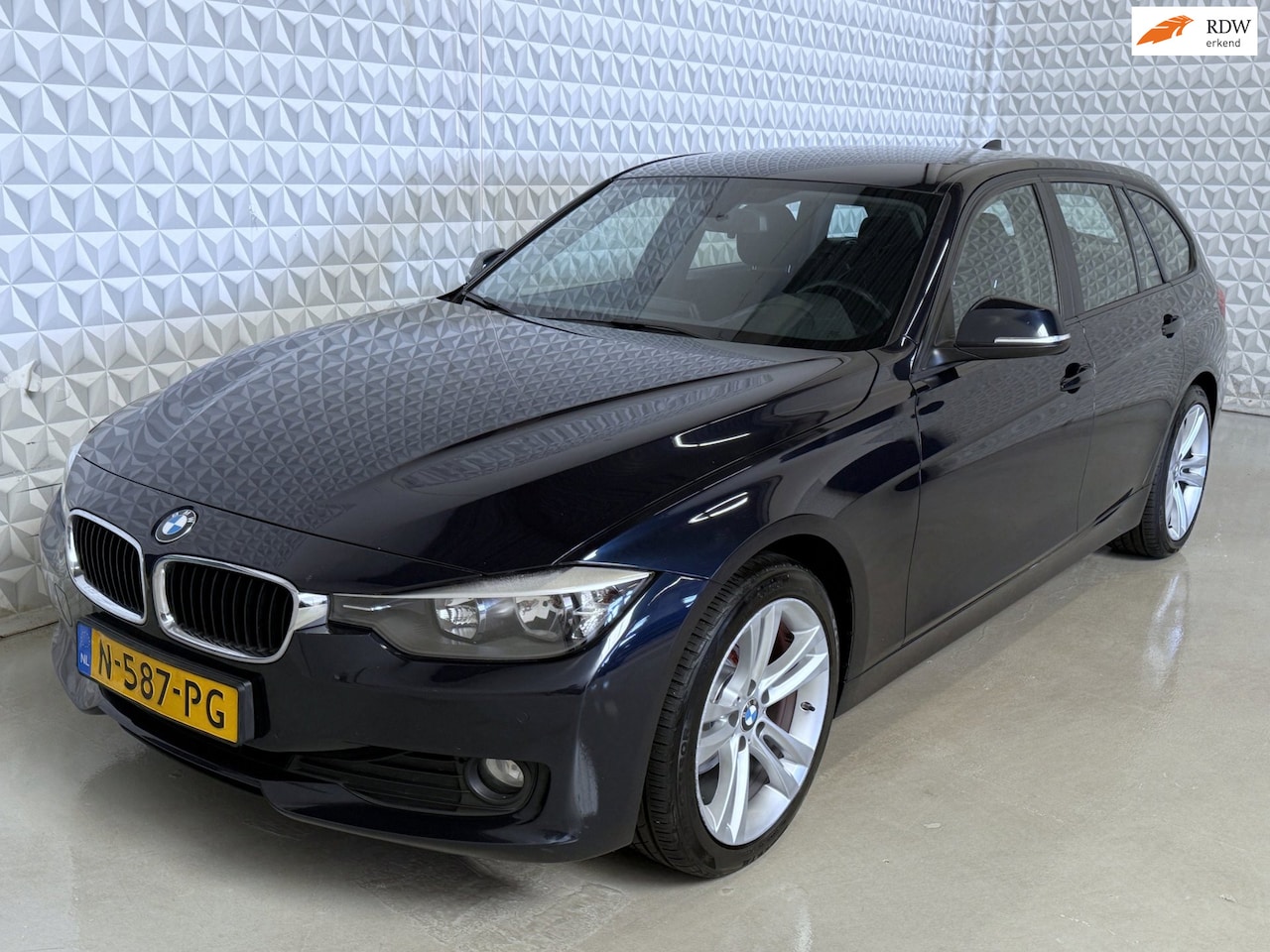 BMW 3-serie Touring - 316i Airco Cruise Navigatie (2013) - AutoWereld.nl