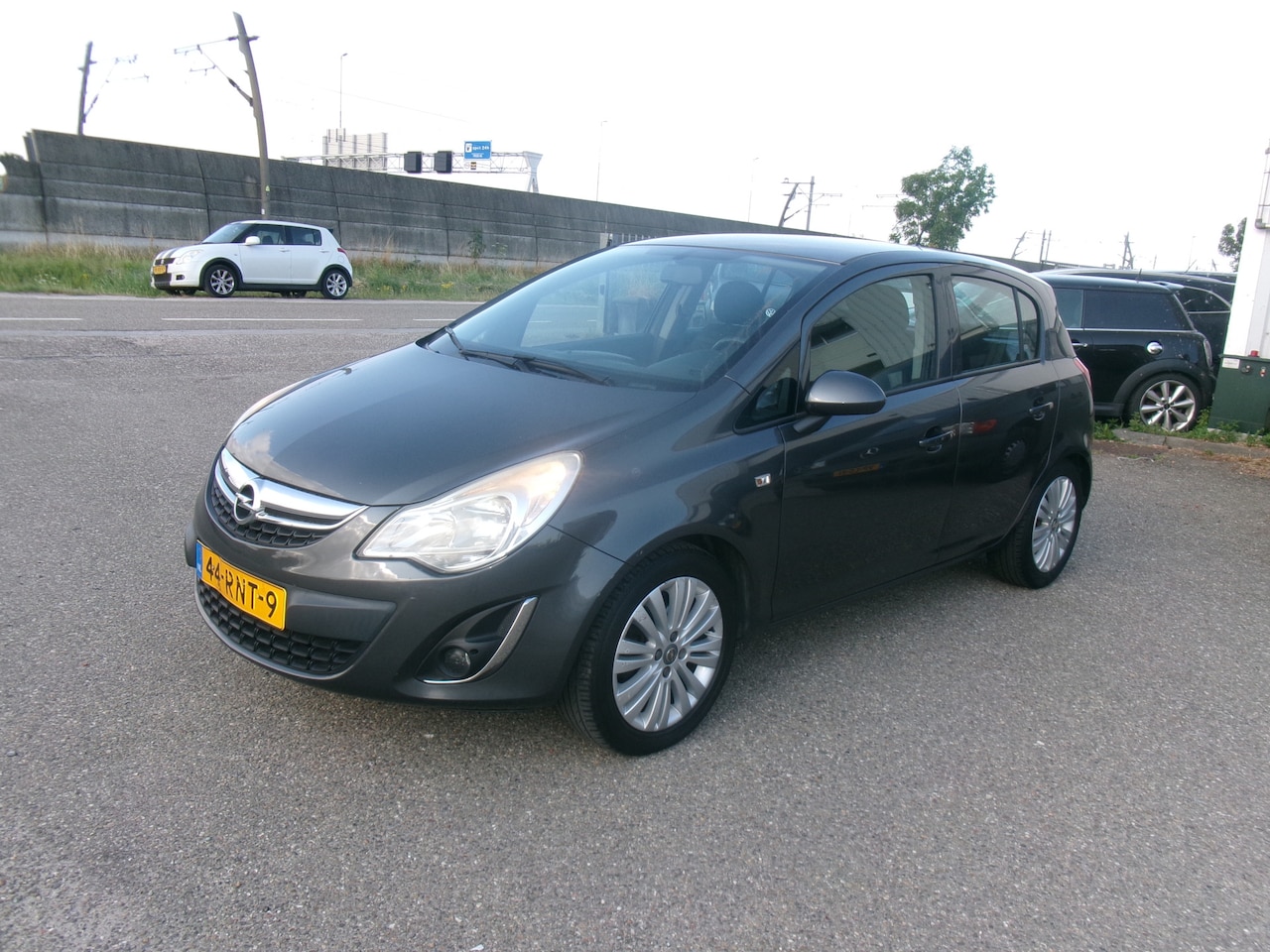 Opel Corsa - 1.2-16V Edition 1.2-16V Edition - AutoWereld.nl