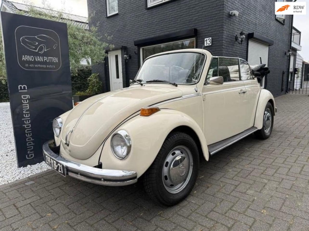 Volkswagen Kever Cabriolet - 1974 Automaat! in nette staat! - AutoWereld.nl