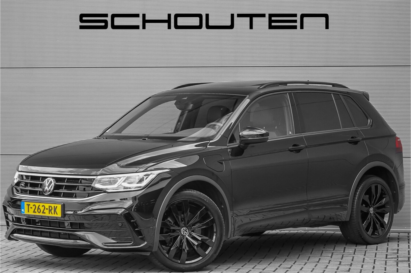 Volkswagen Tiguan - 1.4 TSI eHybrid R-Line Business Pano Keyless Camera 20" - AutoWereld.nl