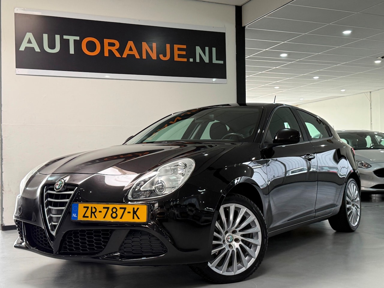 Alfa Romeo Giulietta - 1.4 T Impression-Clima-Navi-Volledig onderhouden!! - AutoWereld.nl