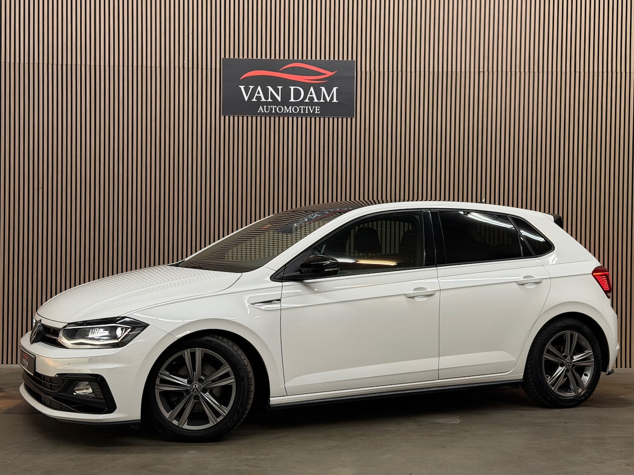 Volkswagen Polo - 1.0 TSI 3xR-Line 2021 DSG LED CAMERA VIRTUAL - AutoWereld.nl
