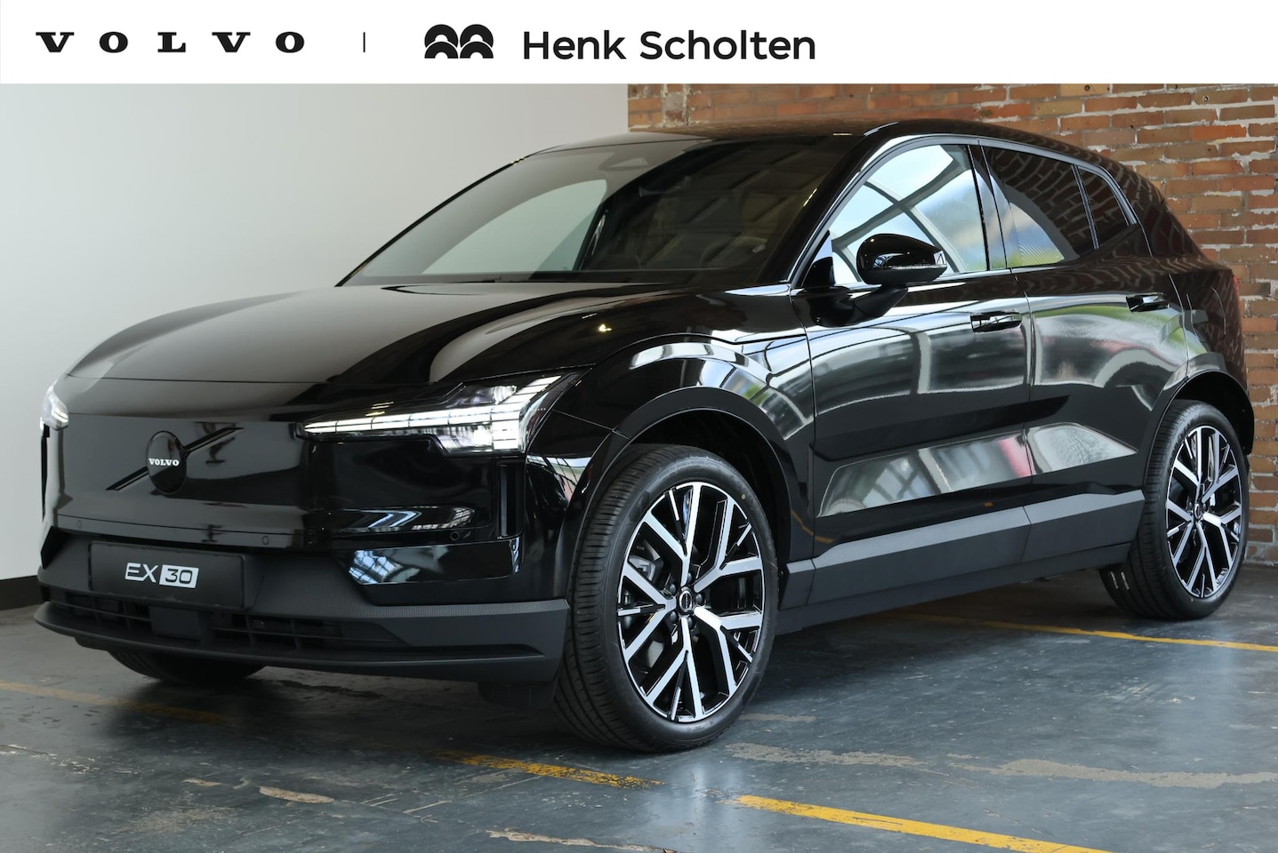 Volvo EX30 - P5 Long Range Plus Black Edition Europa 69 kWh | 20" 5-Y-Spaaks Lichtmetalen Wielen | Elek - AutoWereld.nl