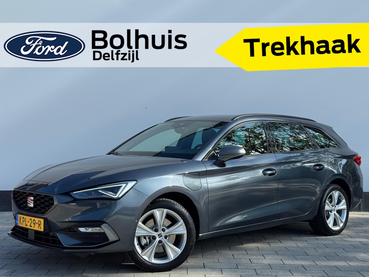 SEAT Leon Sportstourer - 1.5 TSI e-Hybrid 204pk FR Business | Trekhaak | Stoel- en stuurwiel verwarming | Adapt. Cr - AutoWereld.nl