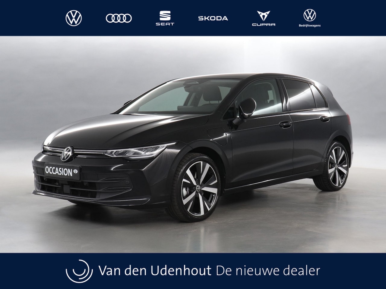 Volkswagen Golf - 1.5 eHybrid 204pk Life Edition DSG / Navigatie via App Connect / Camera - AutoWereld.nl