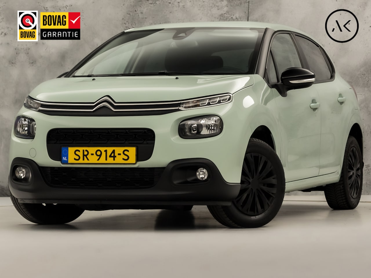 Citroën C3 - 1.2 PureTech Sport (APPLE CARPLAY, GROOT NAVI, GETINT GLAS, CRUISE, SPORTSTOELEN, LANE ASS - AutoWereld.nl