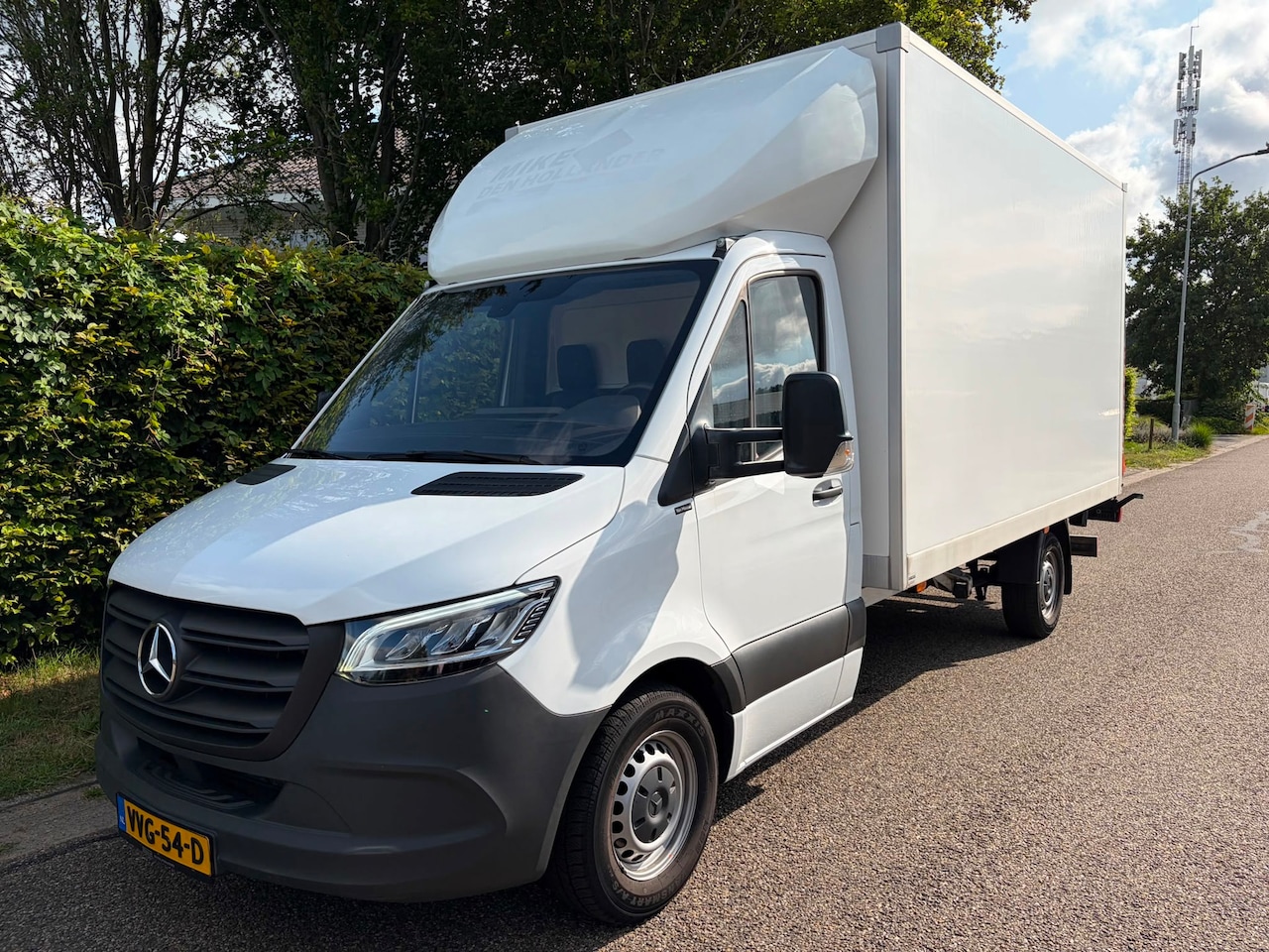 Mercedes-Benz Sprinter - 317 cdi , Bakwagen , laadklep , 1090 kg laadvermogen . - AutoWereld.nl