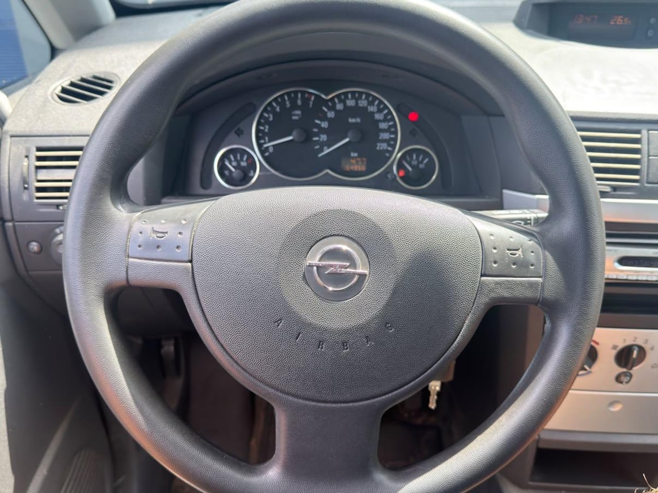Opel Meriva - 1.6 Enjoy | 164.956 Km | NIEUWE APK | Zie foto's - AutoWereld.nl