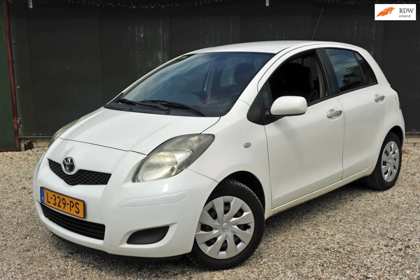 Toyota Yaris - 1.0 VVTi Cool/ABS/AIRCO/5DRS/ - AutoWereld.nl