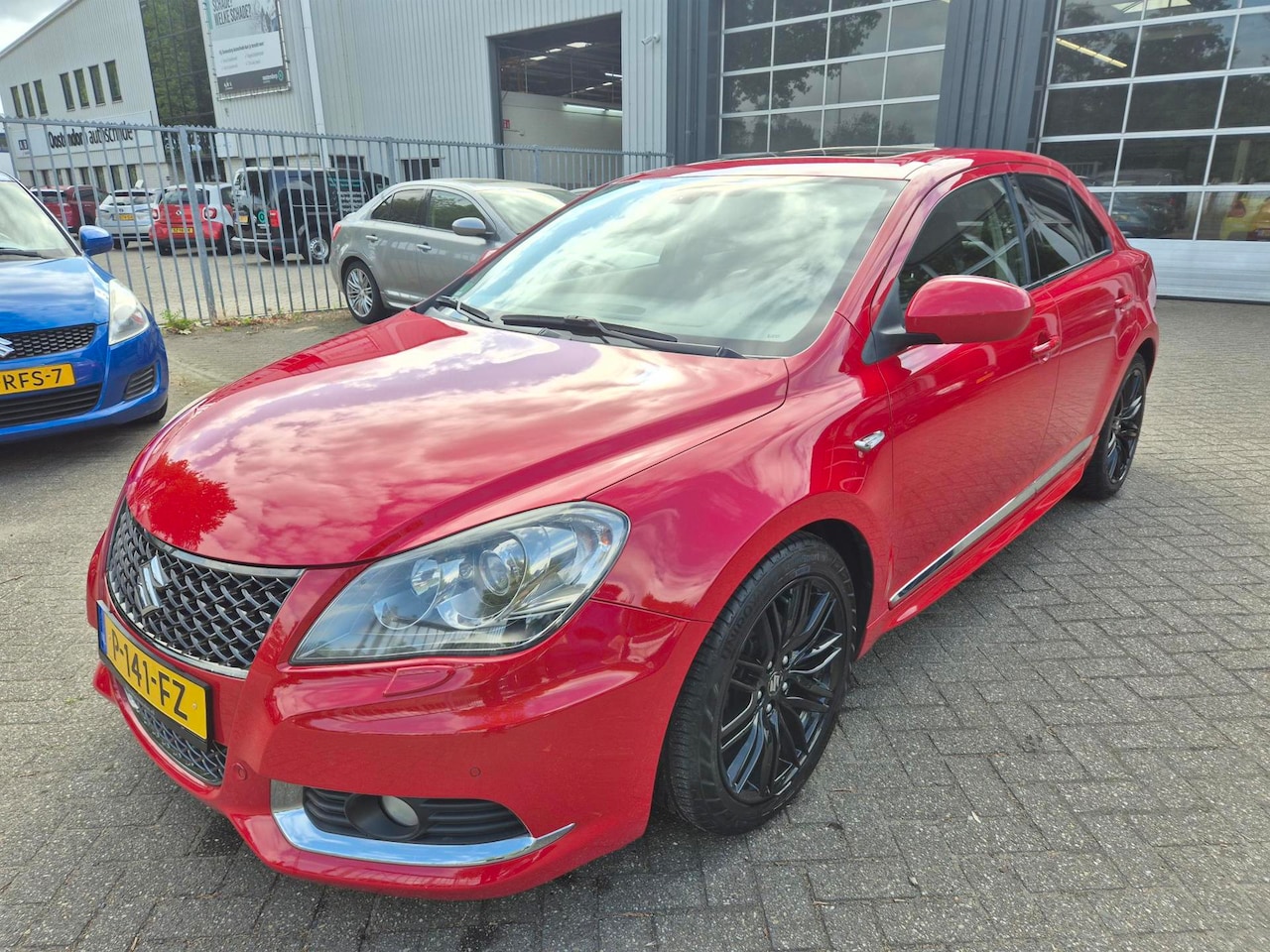 Suzuki Kizashi - 2.4 Sport aut 4x4 - AutoWereld.nl