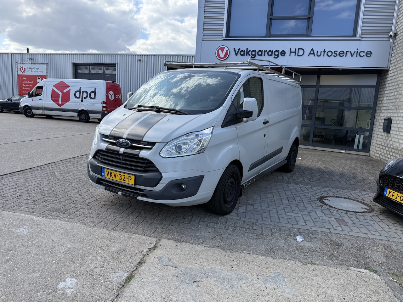 Ford Transit Custom - 290 2.0 TDCI L2H1 Ambiente 290 2.0 TDCI L2H1 Ambiente - AutoWereld.nl