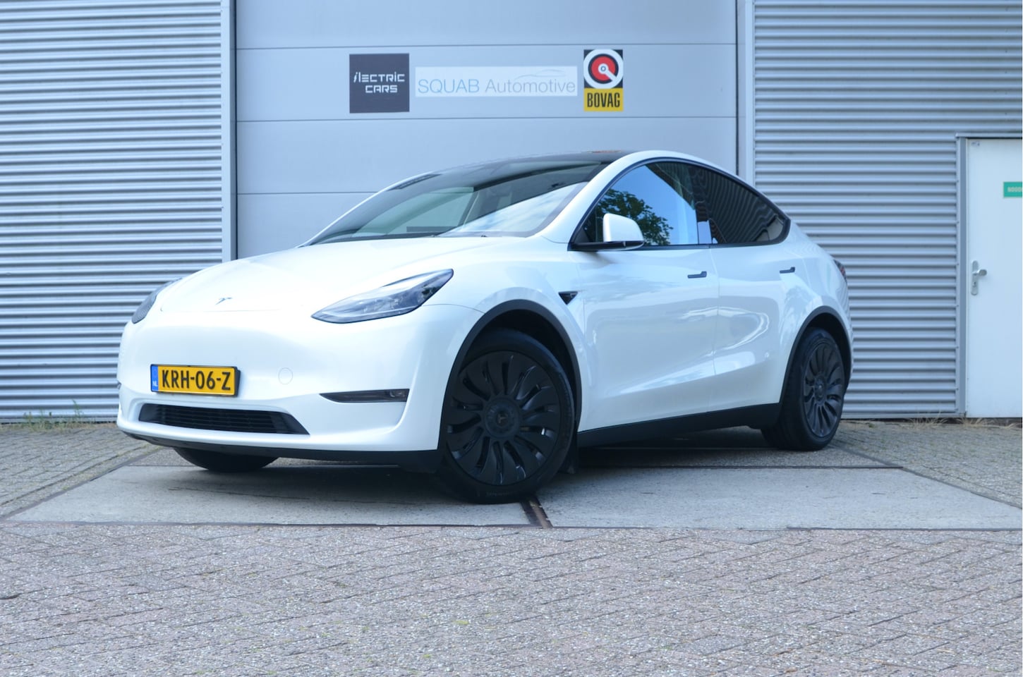 Tesla Model Y - Long Range AWD 75 kWh Trekhaak (1.600kg), AutoPilot3.0 Ryzen - AutoWereld.nl