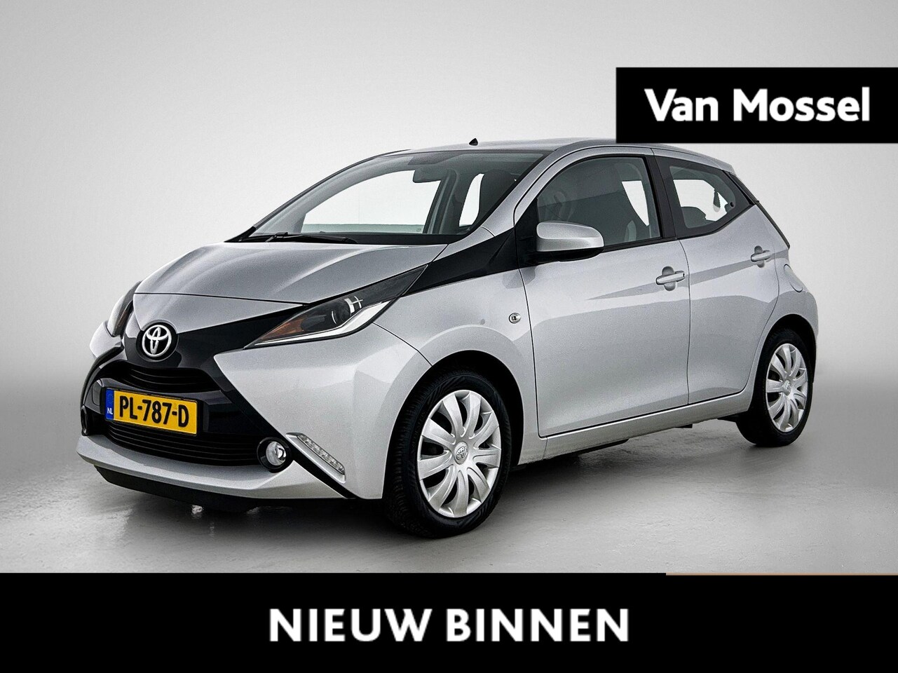Toyota Aygo - 1.0 VVT-i x-play | WORDT VERWACHT | ACHTERUITRIJCAMERA | NAVIGATIE | APPLE CARPLAY - ANDRO - AutoWereld.nl