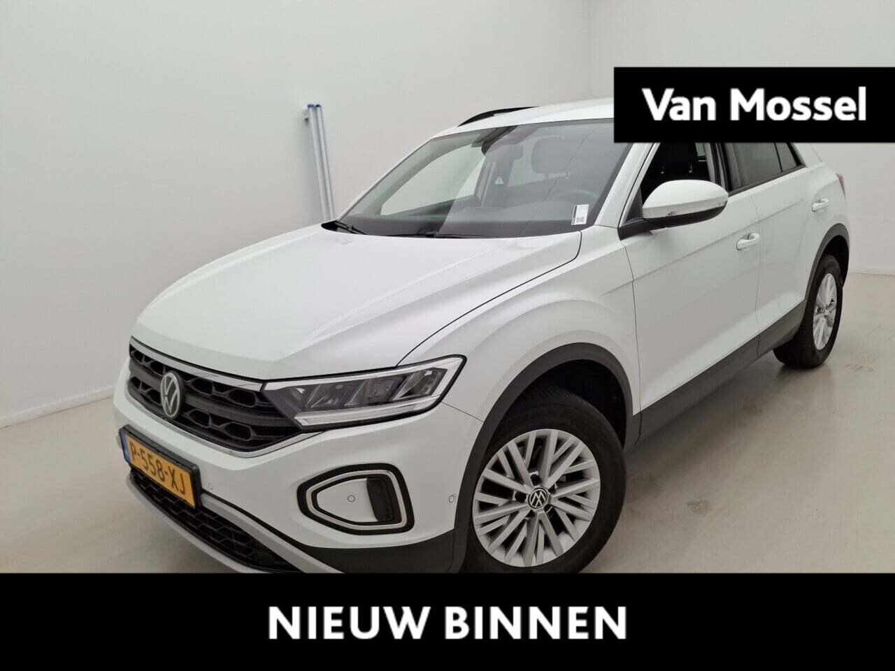 Volkswagen T-Roc - 1.5 TSI Life Business 150 PK| Origineel Nederlands | 1e Eigenaar | Navigatie | Dodehoekdet - AutoWereld.nl