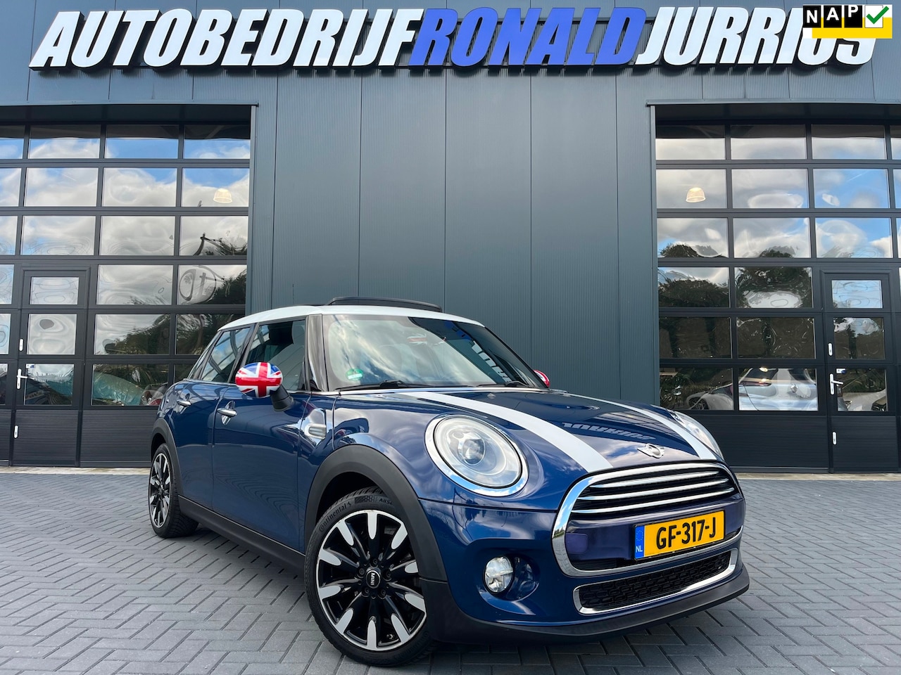 MINI 5-Deurs - 1.5 Cooper Chili Business NL.Auto/1Ste Eigenaar/Panoramadak/Half-Leer/Climatronic/Cruise-C - AutoWereld.nl