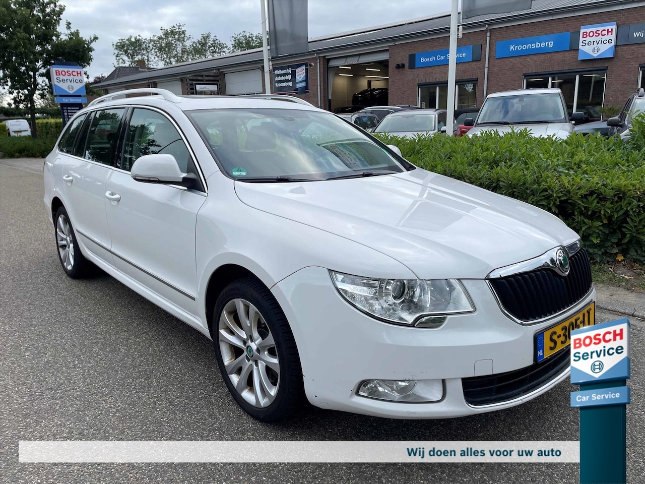 Skoda Superb - 1.8 TSI 160pk DSG-7 Elegance Candy White - AutoWereld.nl