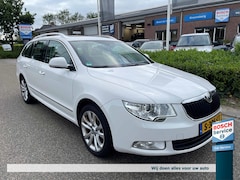 Skoda Superb - 1.8 TSI 160pk DSG-7 Elegance Candy White