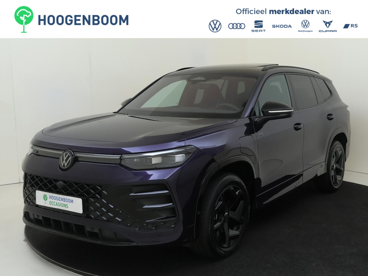 Volkswagen Tayron - 1.5 eHybrid R-Line Edition | SoH 100% | Panoramadak | Trekhaak | 360 camera | ErgoActive s - AutoWereld.nl