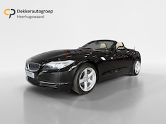 BMW Z4 Roadster - sDrive23i 204PK Handgeschakeld Executive Stoelverwarming