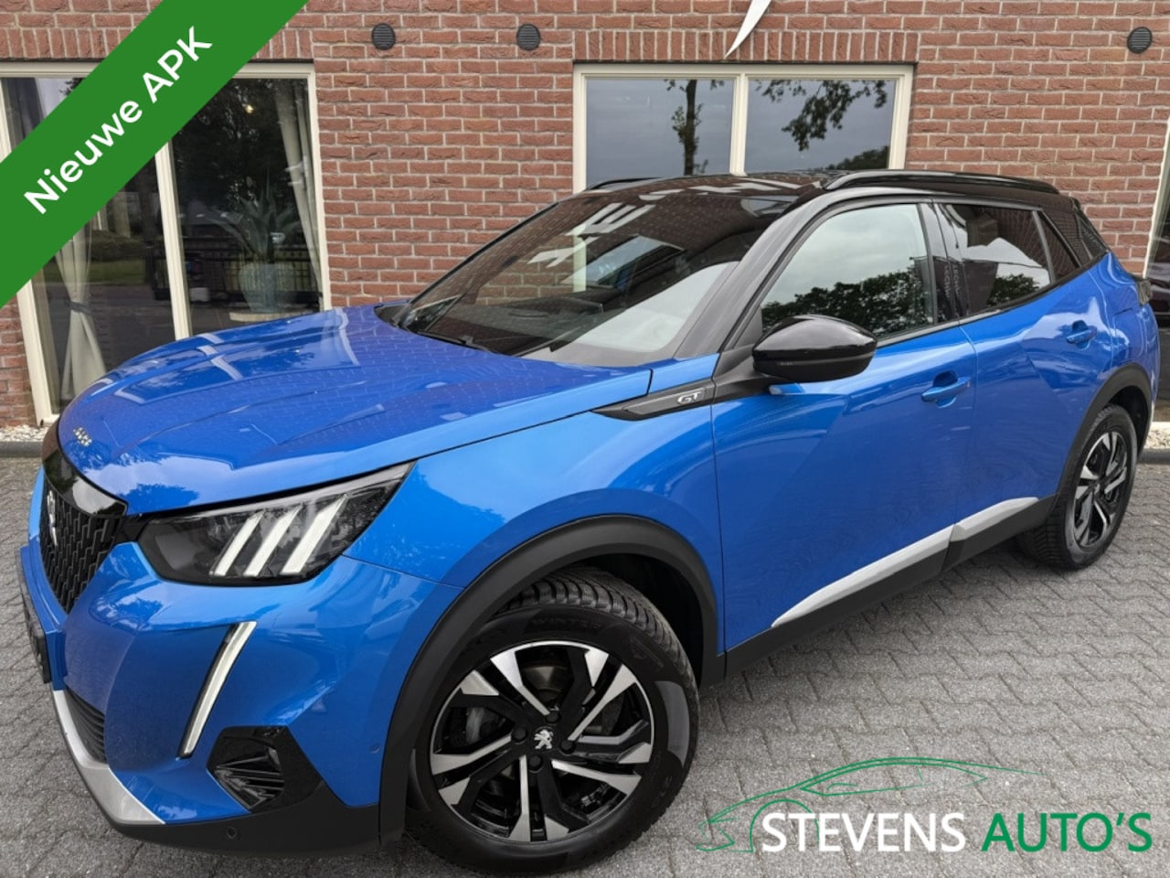 Peugeot 2008 - 1.2 PureTech GT-line LEER / VIRTUAL.COCKPIT / KEYLESS / STOELVER. / FOCAL AUDIO - AutoWereld.nl