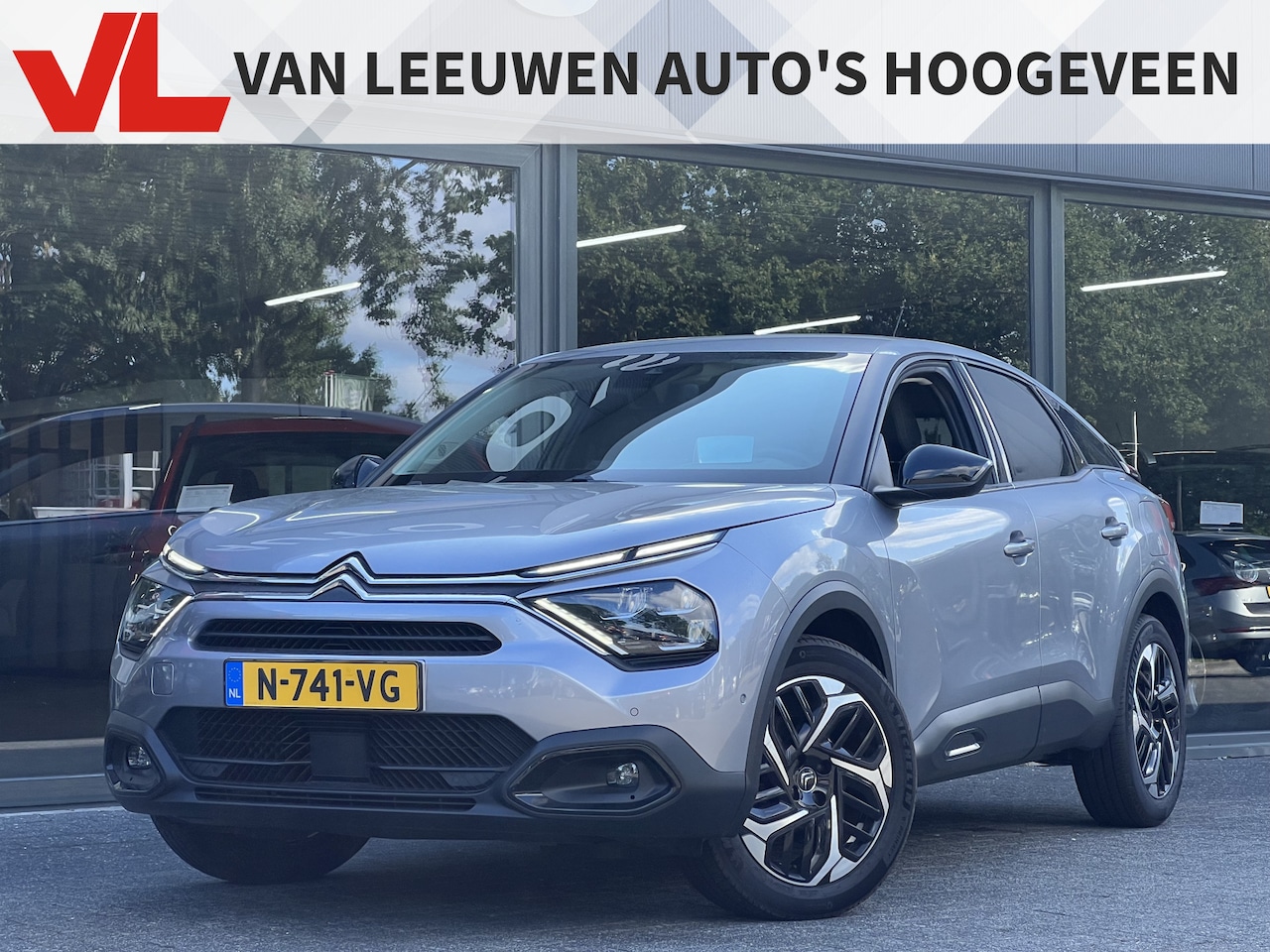 Citroën C4 - 1.2 Puretech Shine | Camera | Head-up display | Navigatie | APK 18-11-2027 | - AutoWereld.nl
